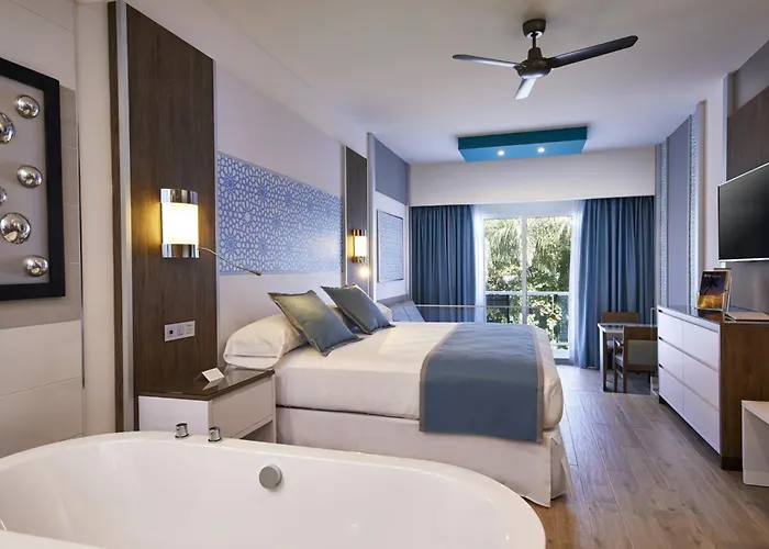 Resort Riu Palace Riviera Maya 5*